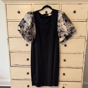 Piper & Scoot Elegant Black XL Dress with Floral Sleeves